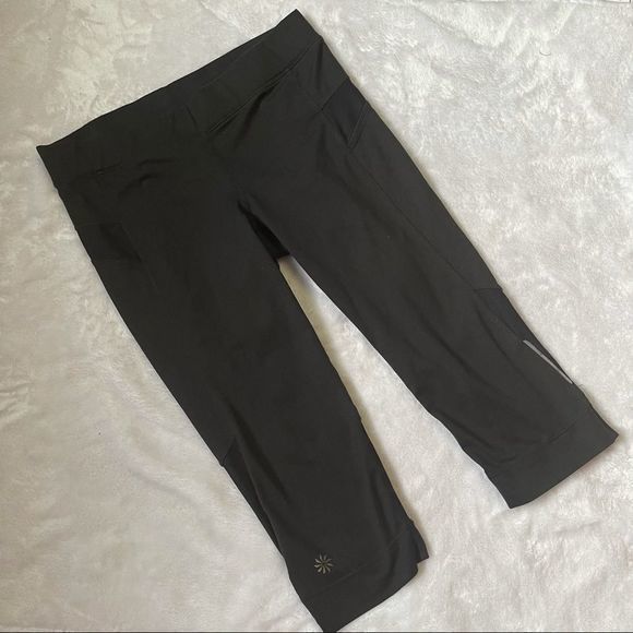 Athleta Black Reflective Mesh Drawstring Capris S - Picture 6 of 11